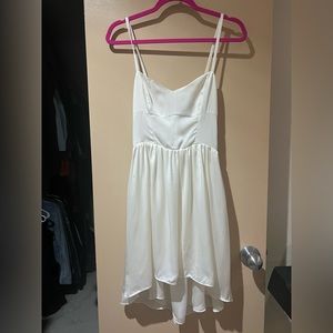 Aritzia Talula size 2 dress. New without tags